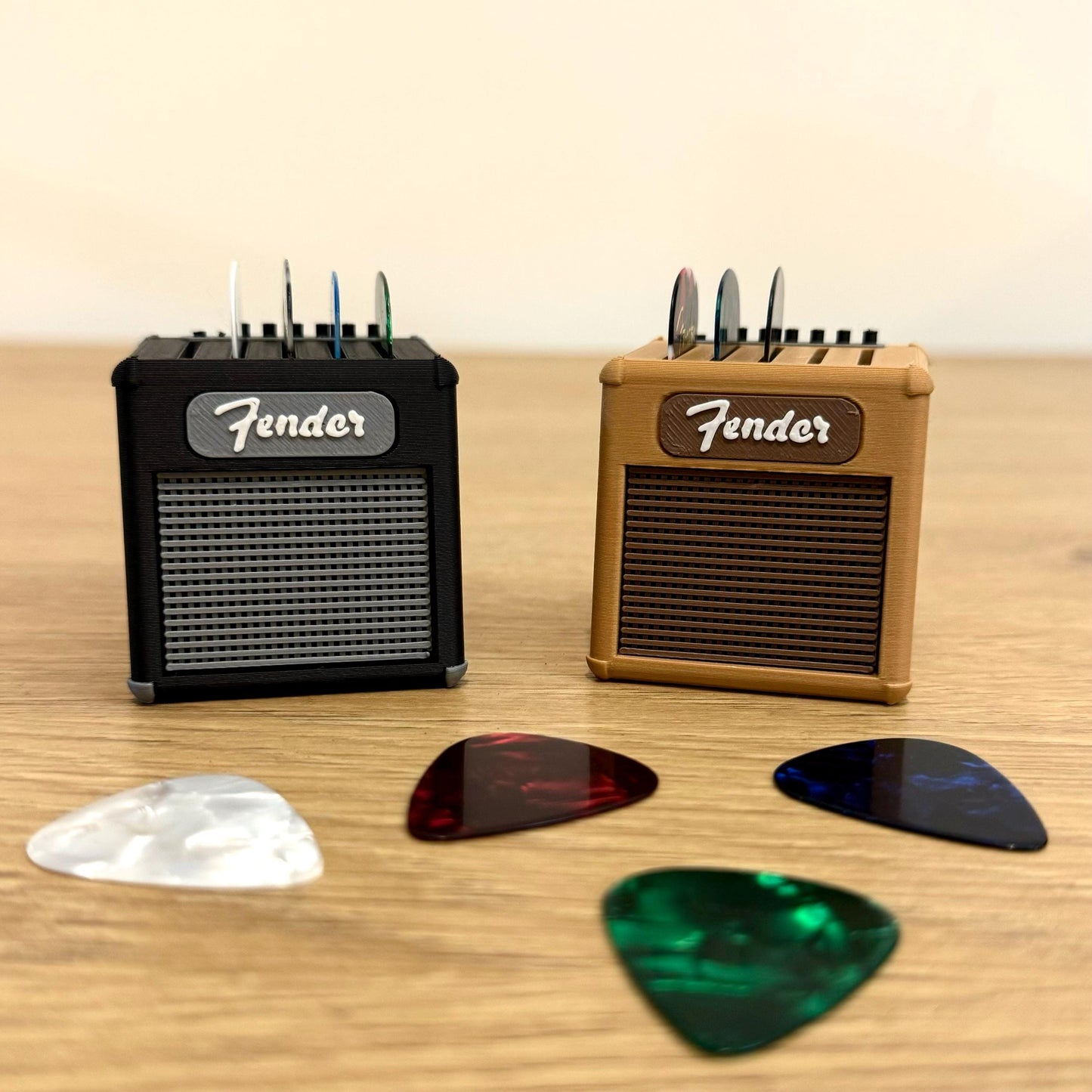 Mini gitarforsterker-plekterholder