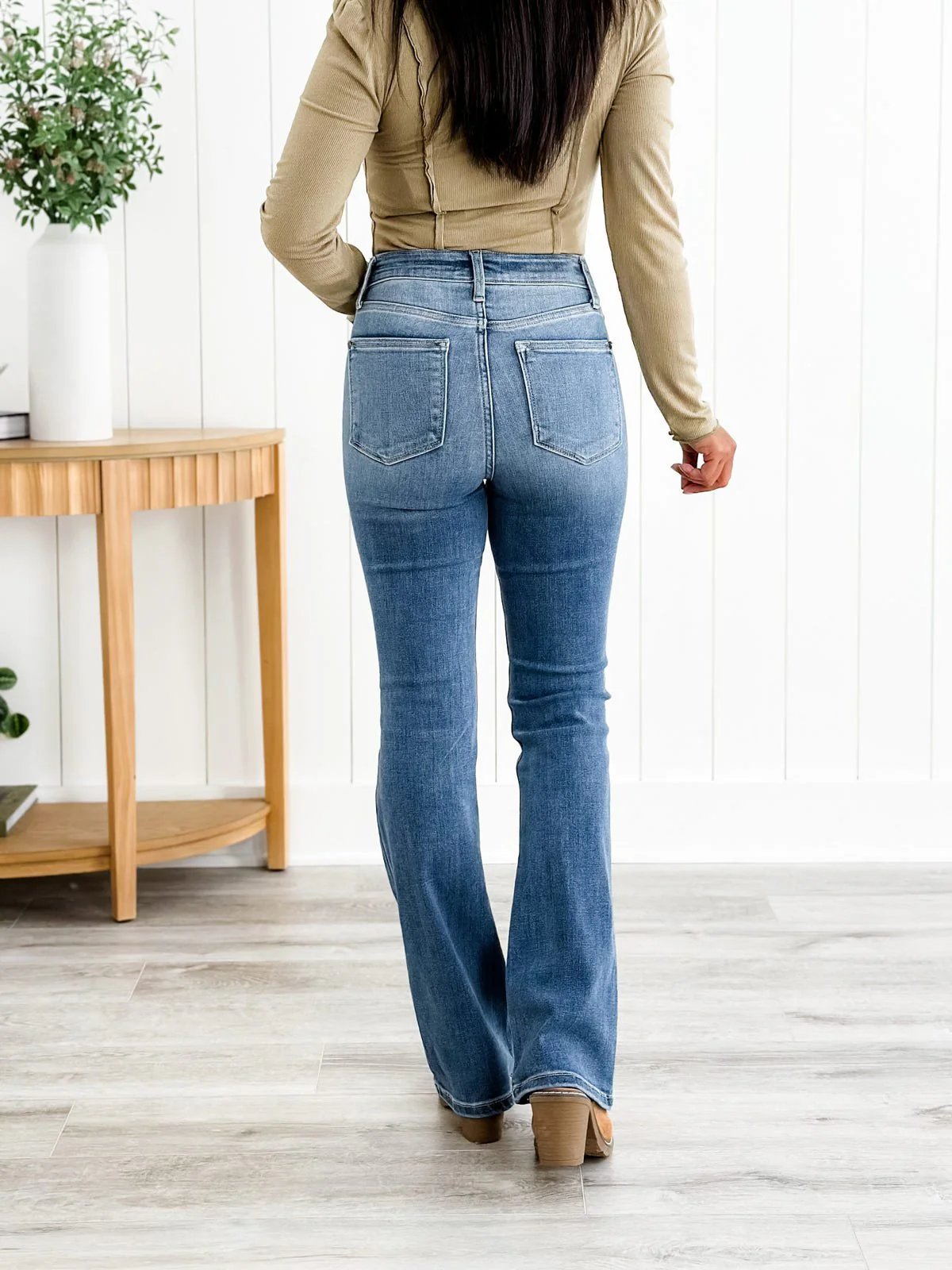 Holy Grail Bootcut-jeans med magekontroll
